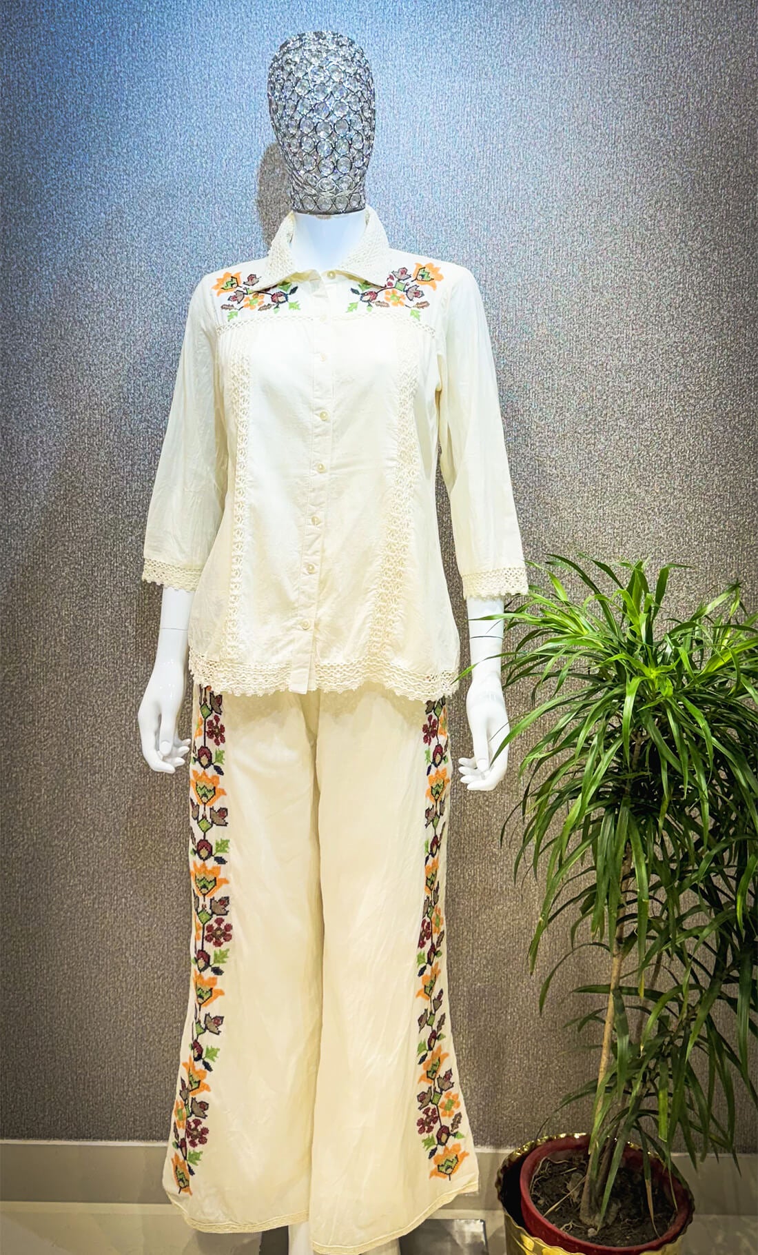 Embroidery Thread Work - Floral Off White