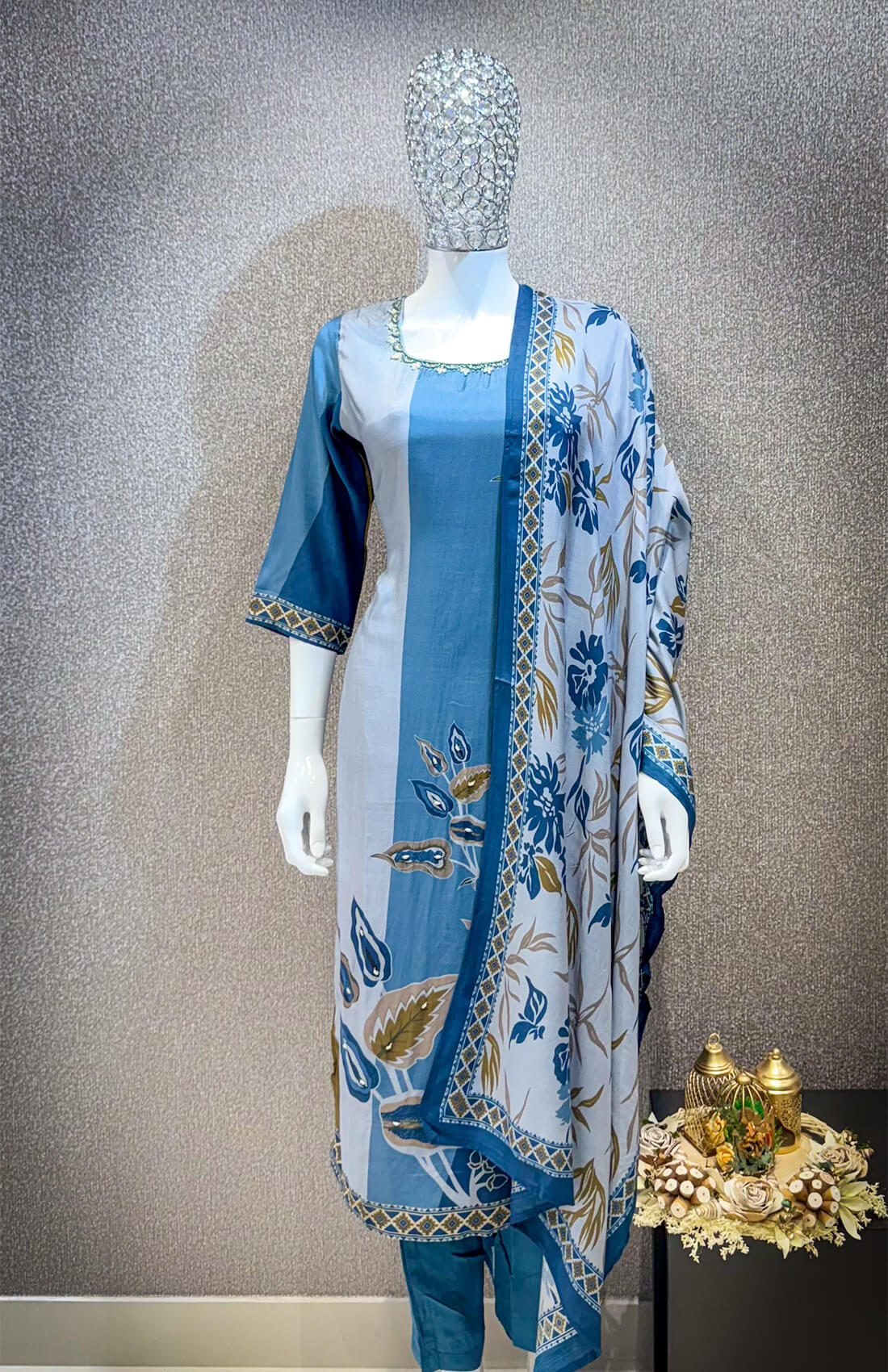 Embellished Work 3piece -  Flat Blue