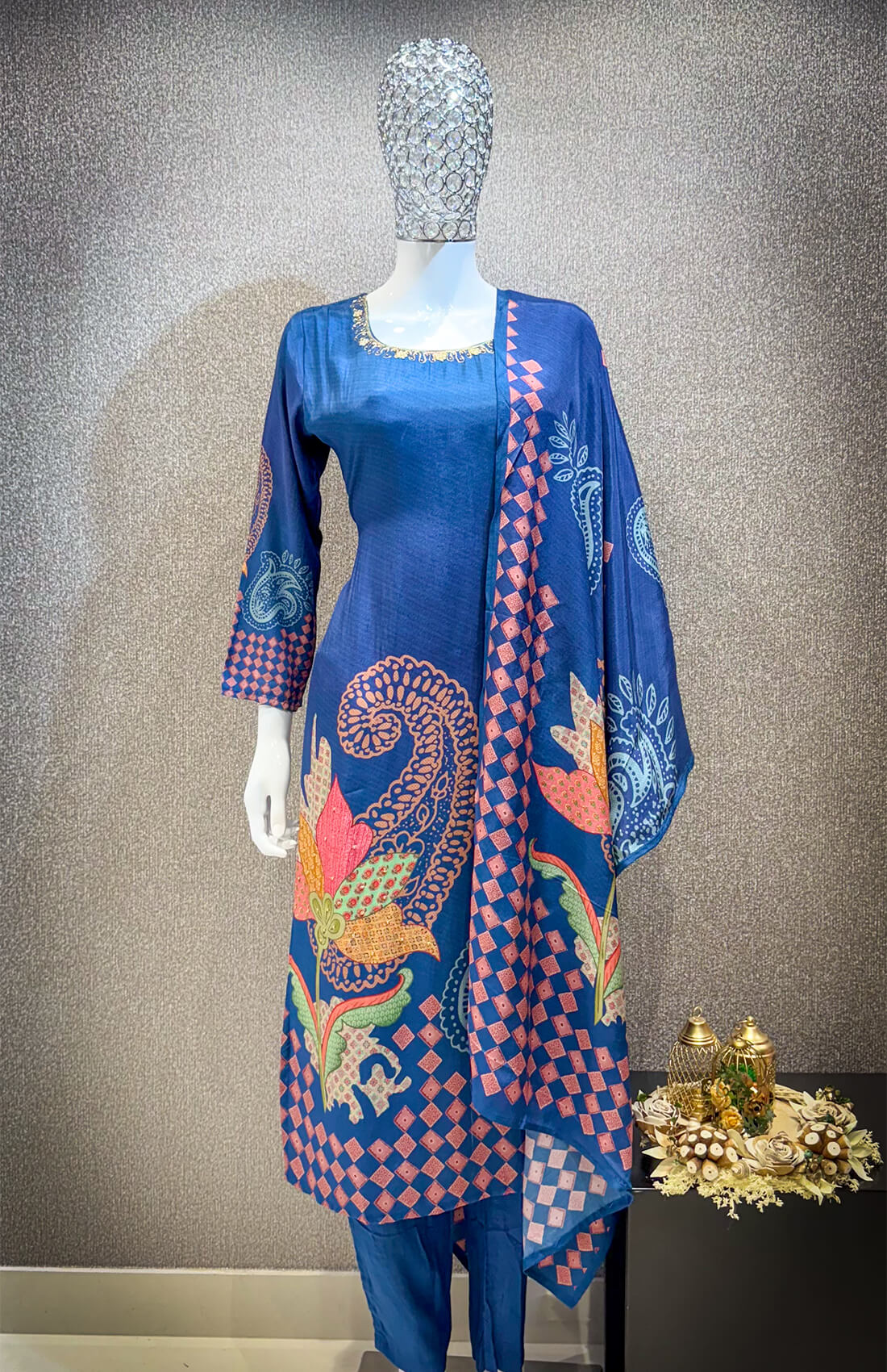 Embellished Work 3piece -  Fun Blue
