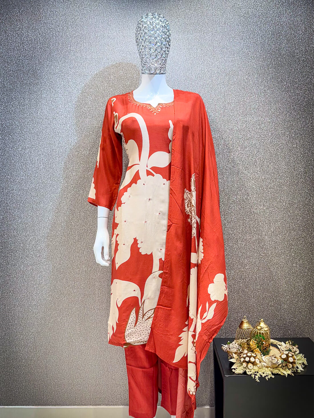 Embellished Work 3piece -  Reddish Orange