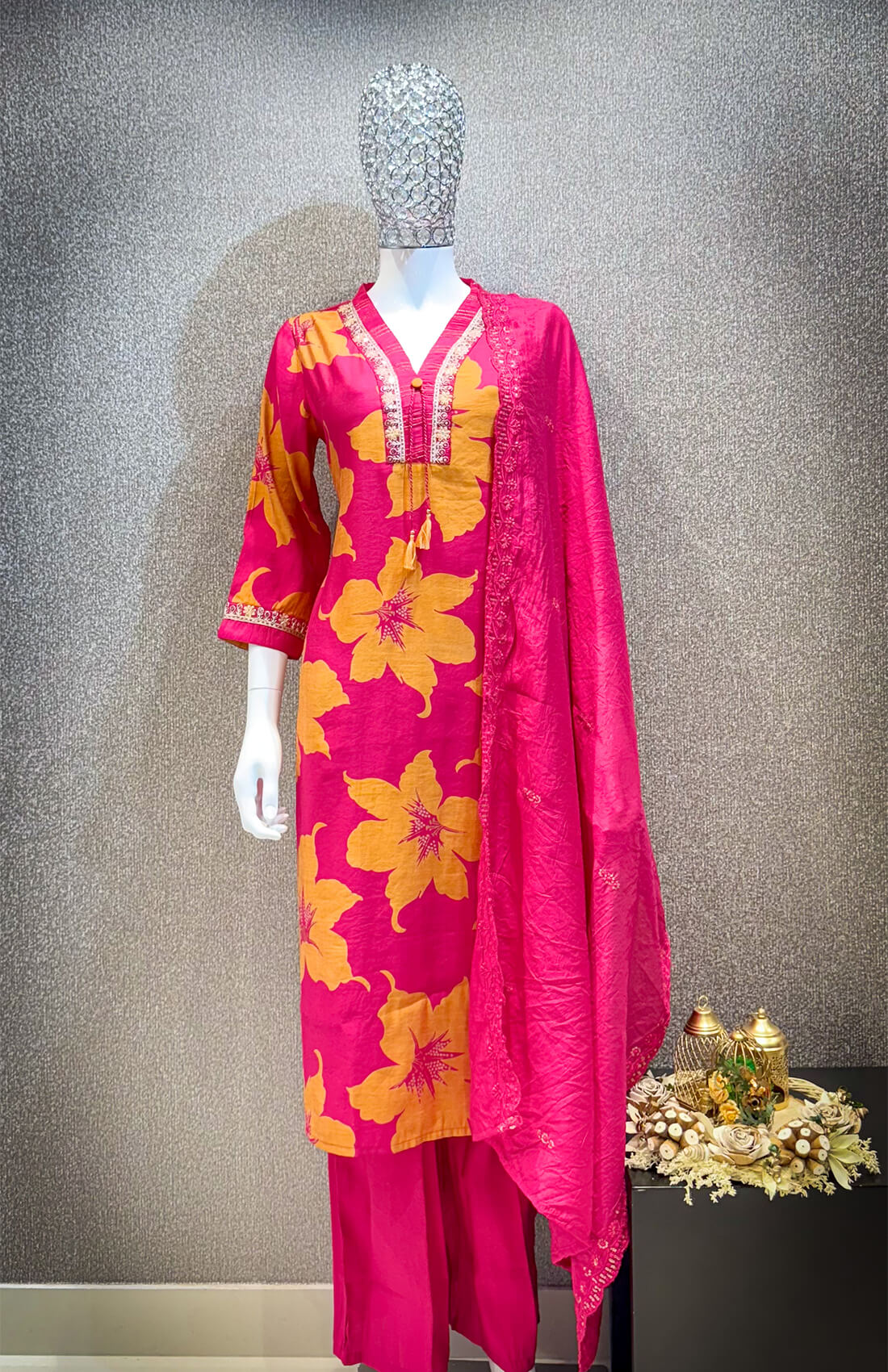 Embellished Work 3piece -  Vivid Pink