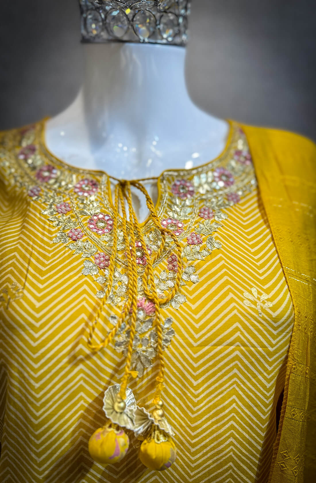 Embellished Work 3piece - Yellow