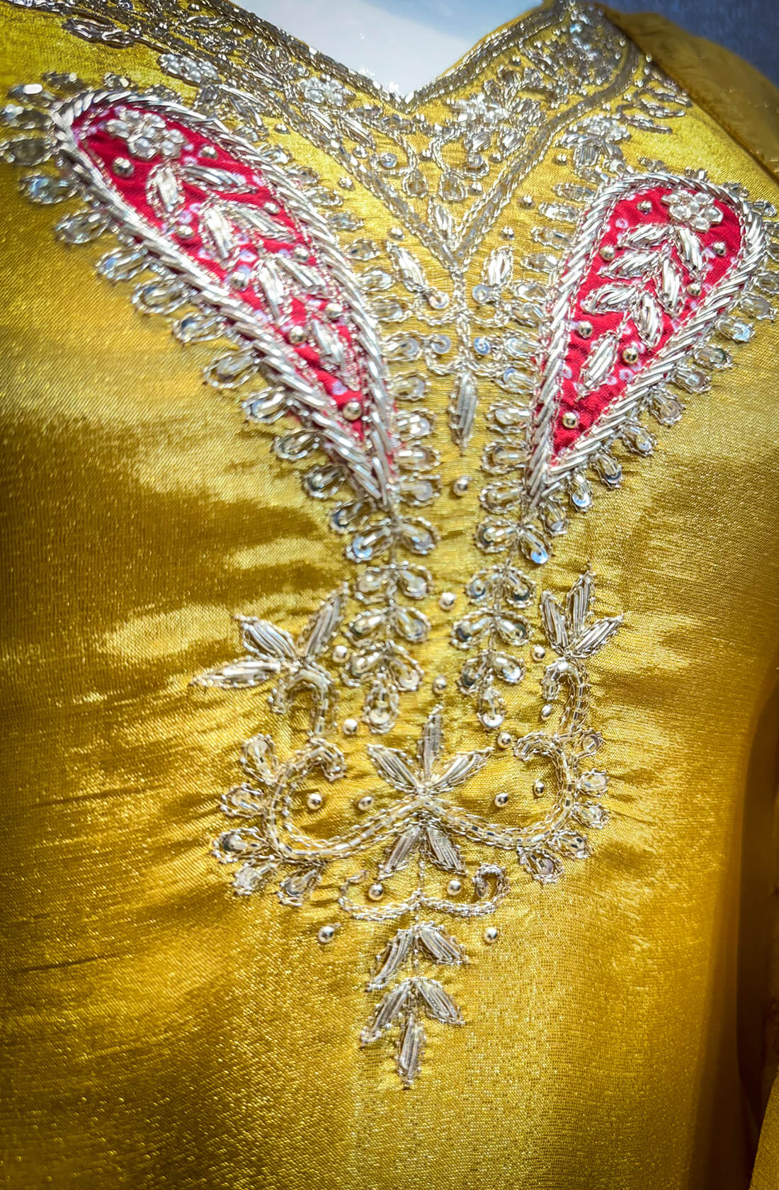 Embellished Work 3piece - Yellow with Red