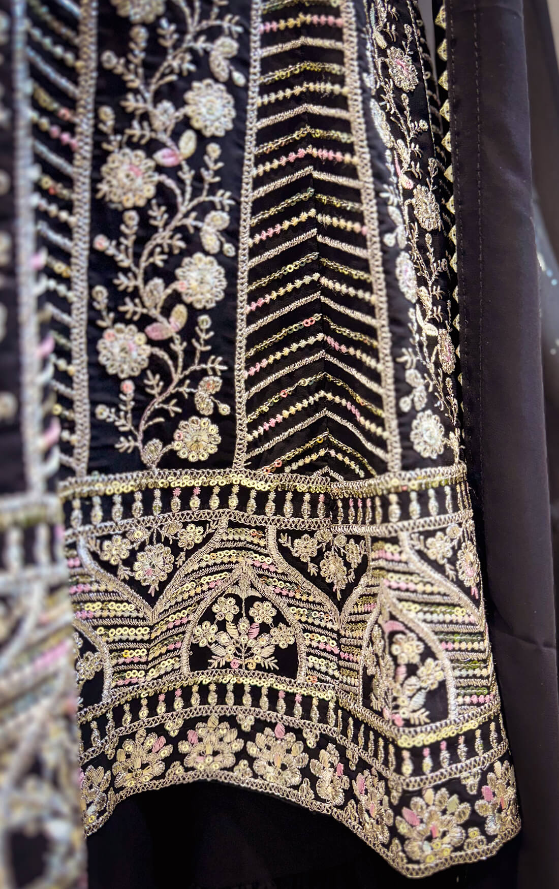 Gold Pitta Embroidery Work 3-peice - Black