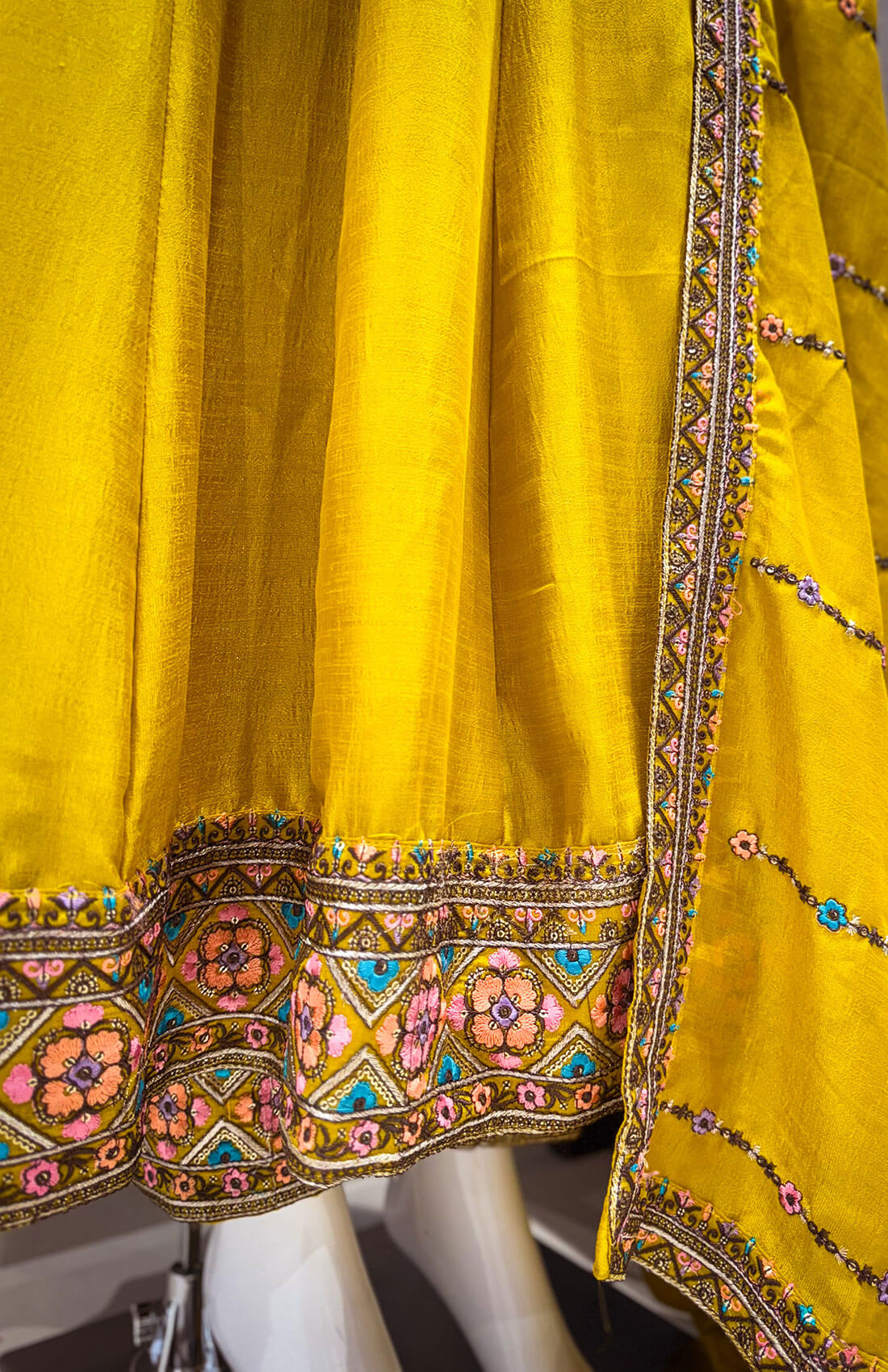 Hand Work 3piece - Yellow